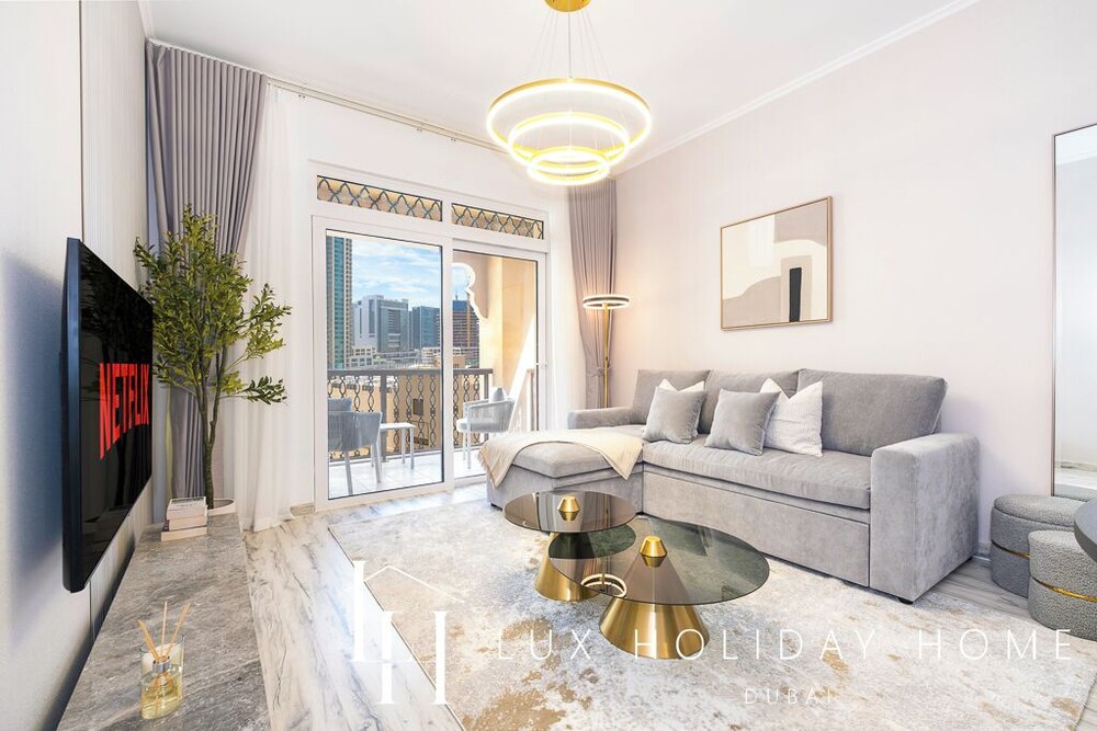 LUX  Modern Residence across Dubai Mall