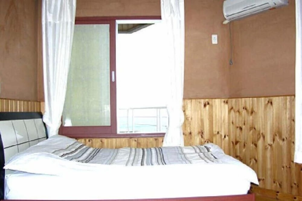 Jisakke Poongyeong Pension view 4
