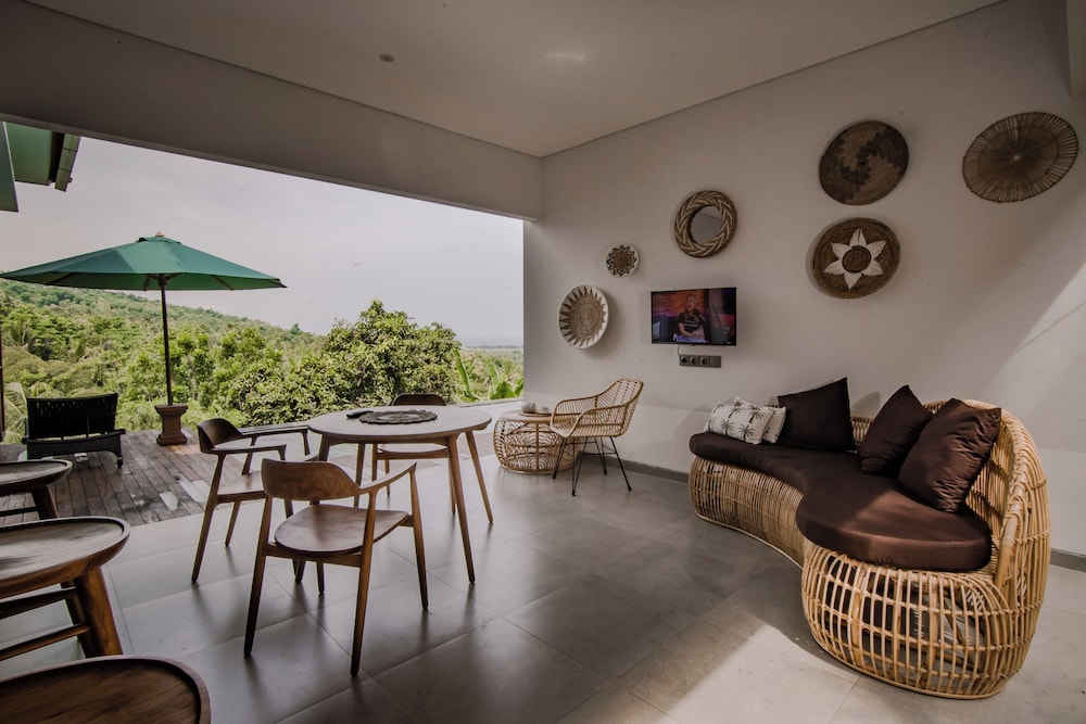 Abinawa Hill Villa