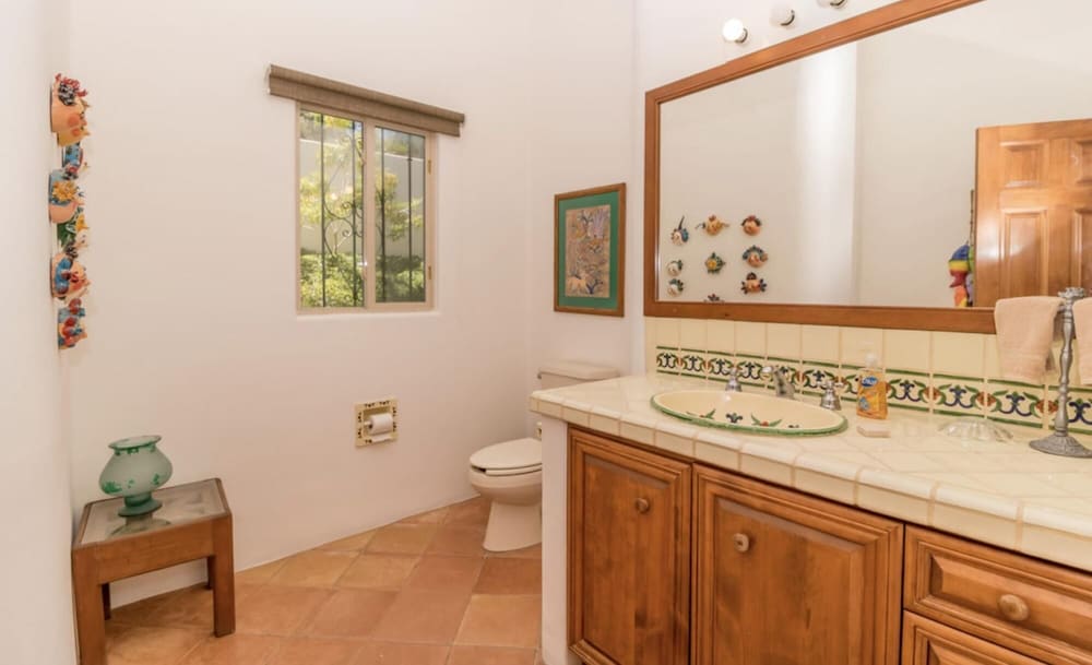Casa Tranquila Only Steps to The Ocean 5-bedrooms Sleeps 9 photo 2