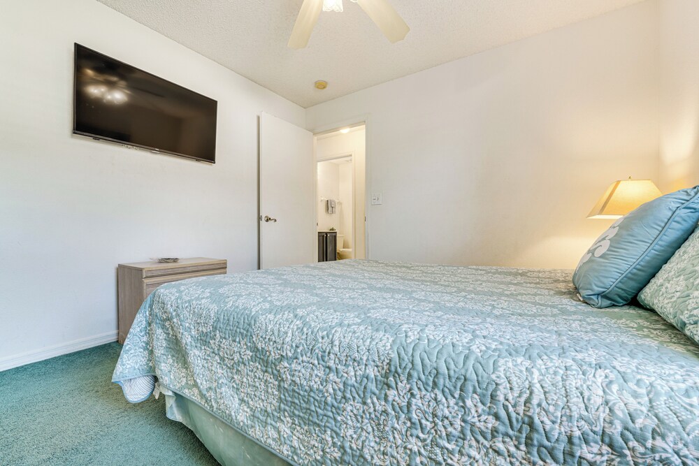 12 Mi to Disney: Secluded Family Home w/ Pool