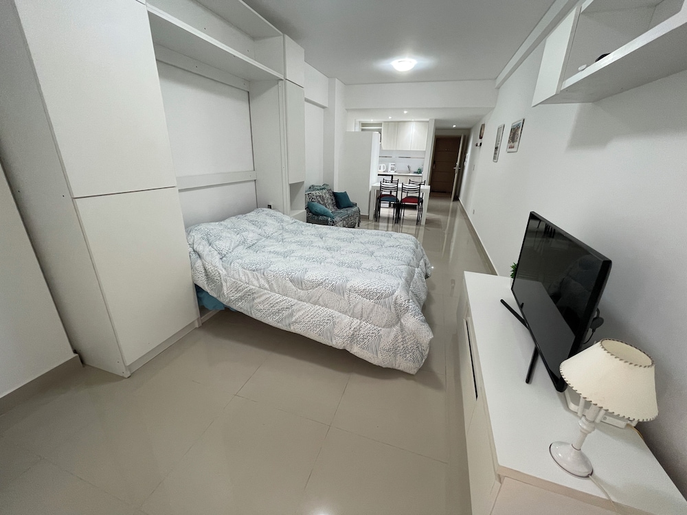 Ayres Suites Moreno
