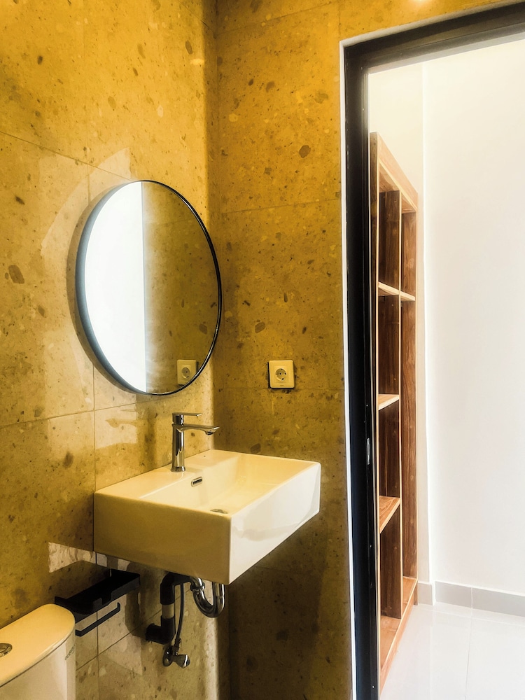 Sundari Guesthouse Pererenan