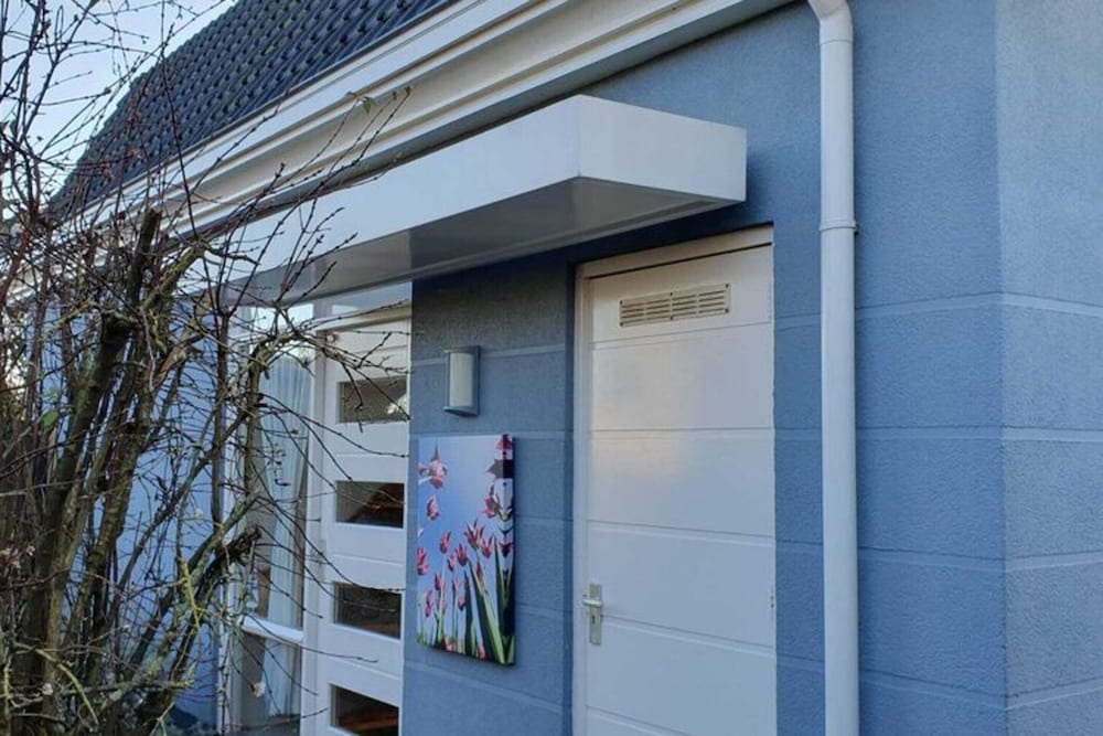 Relax in Your Holiday Home With Sauna, Near the Beach of Noordwijk view 4