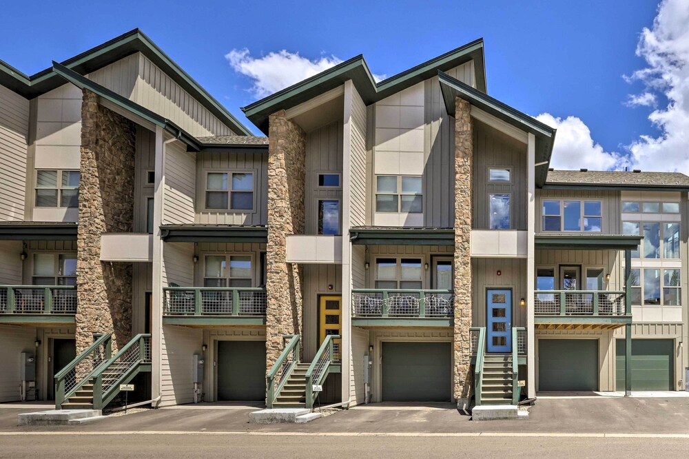 Modern Townhome < 4 Mi to Winter Park Resort! view 2