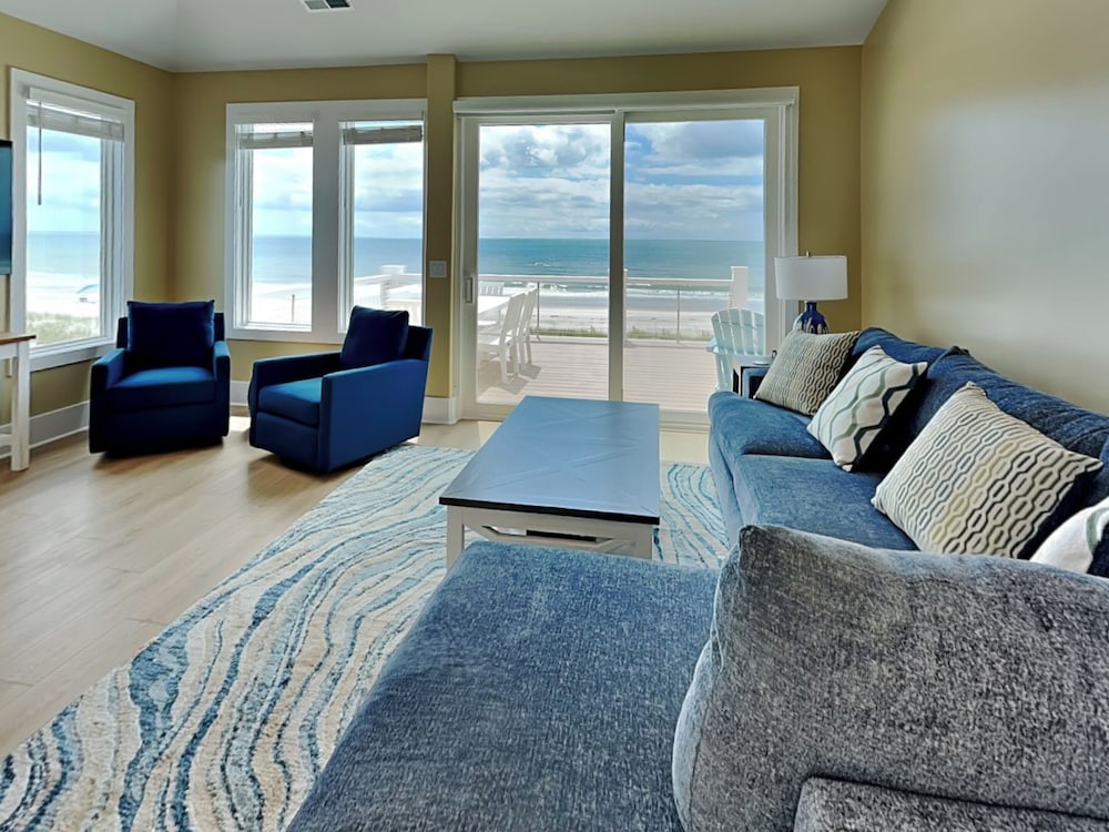 Turtle Paradise by Topsail Realty