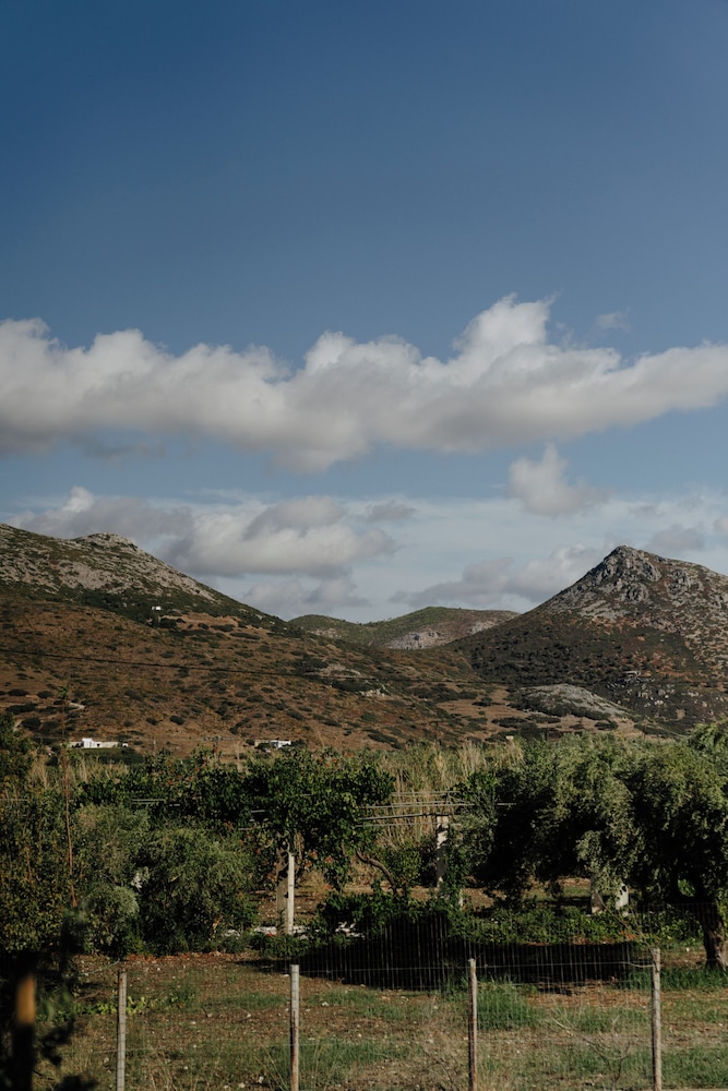 Pnoes Skyros