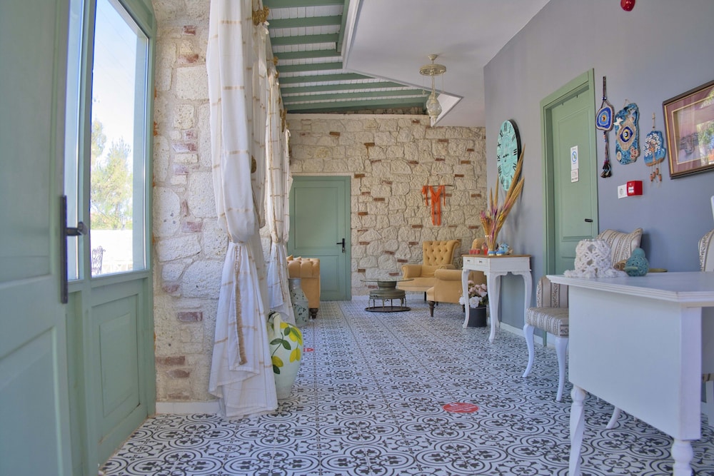 Elda Alacati Butik Otel - Image 12