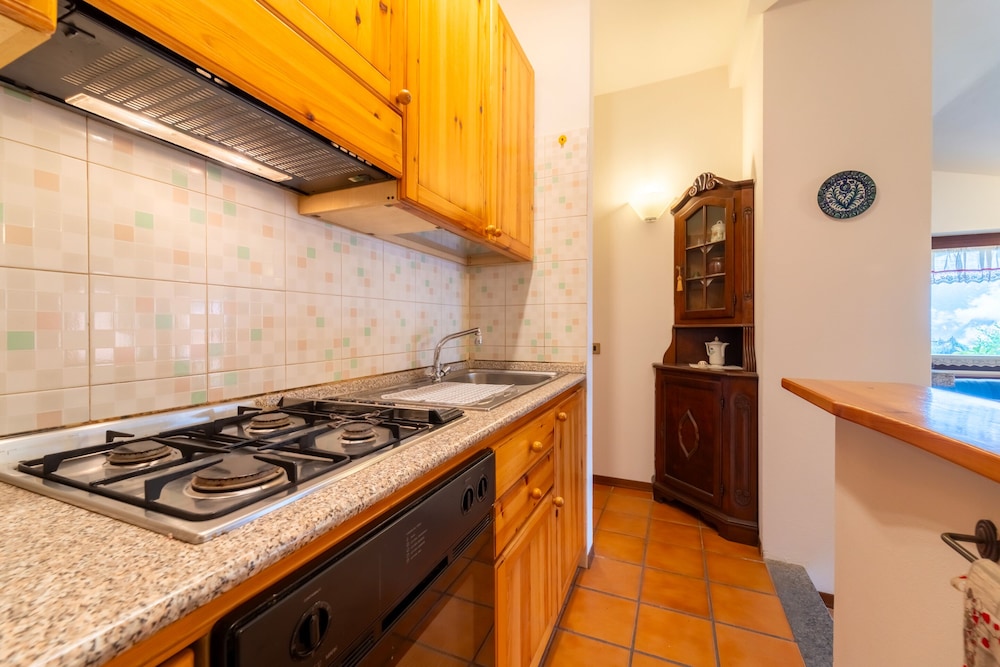 Crimson Apartment by Wonderful Italy photo 5