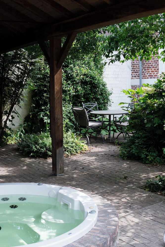 Les Salonnières-Privé wellness & BnB
