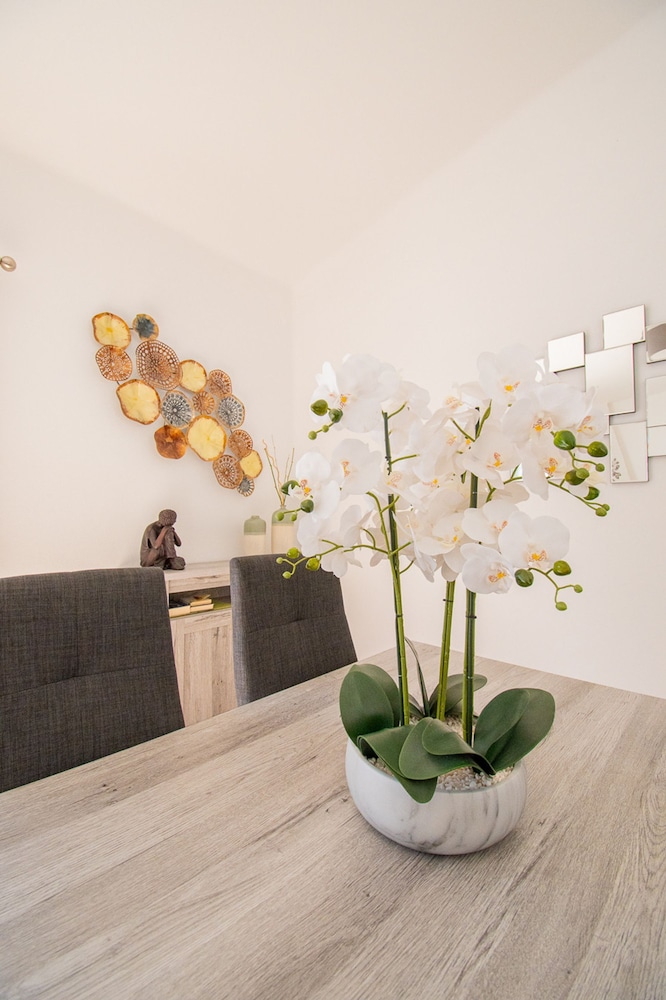 99 ADM Casa Mendes Fabulous Townhouse With Share