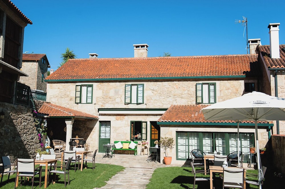 CASA DE COSTOIA