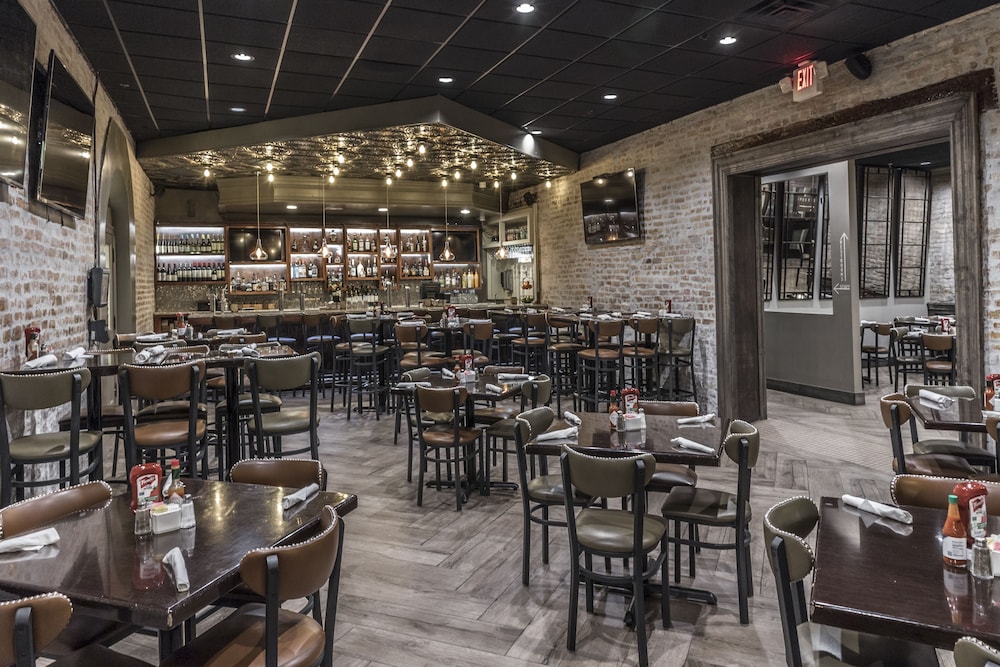 New Orleans Vacations - La Galerie French Quarter Hotel - Property Image 8