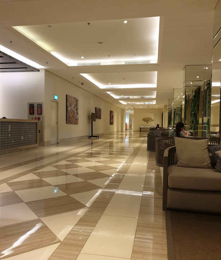 Cosmy Orchard Apartment view 3