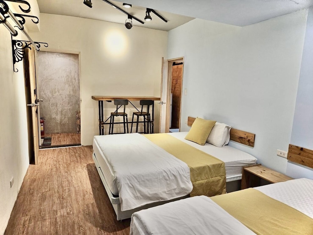 Super Star Hostel