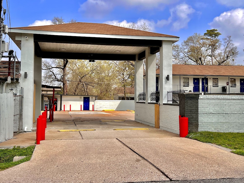Orbit Inn - Houston Homestead/Tidwell view 5