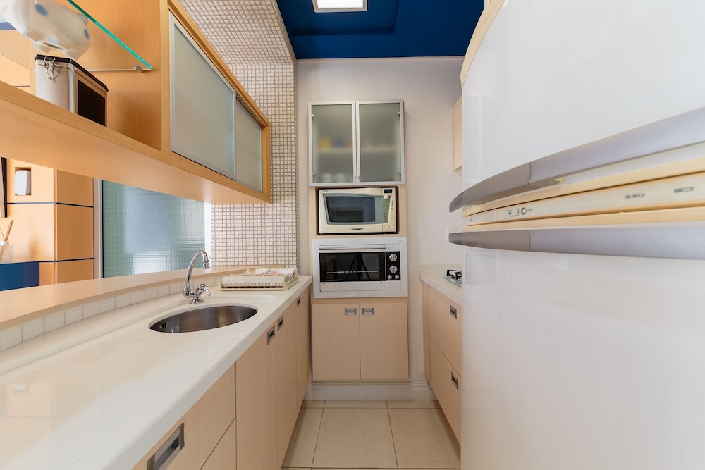 Beautiful Apart 5 min Jurere Open Shopping Emr302