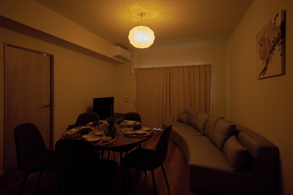 AQUA RESIDENCE Sangenjaya by Tranova
