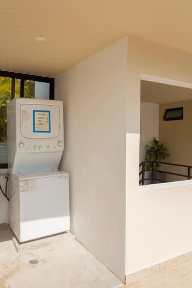 3Br Exclusive TH w Spacious Roof Private Pool