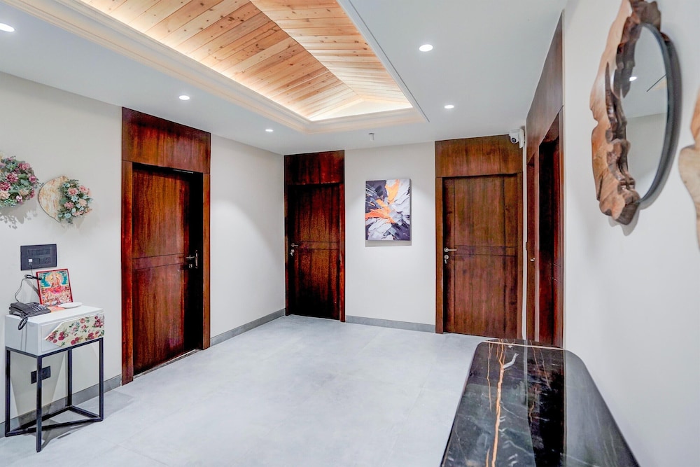 Sunday Premium 5 BHK Villa Mihika, Shimla