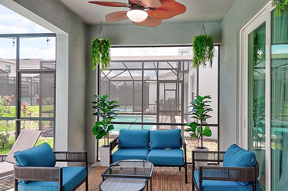 15975 Brand New 5BR Family House With Private Pool