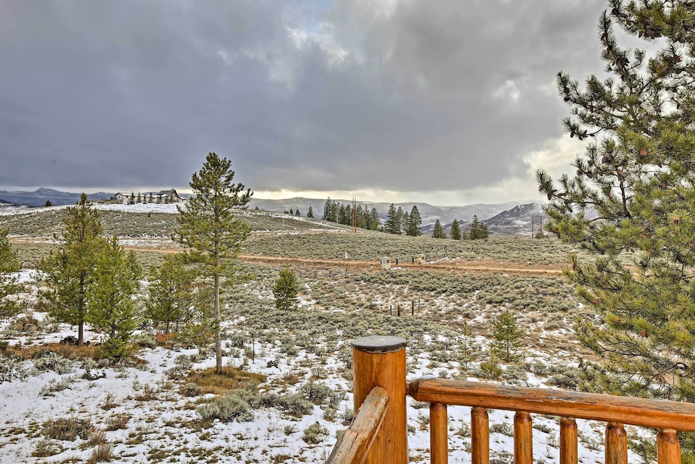 2 Mi to Skiing: Mtn-view Home w/ Deck in Granby! view 3