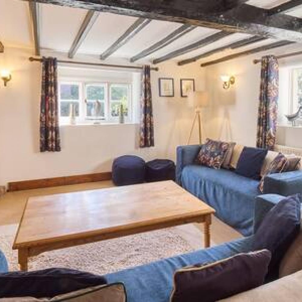 Host Stay Bere Cottage view 5