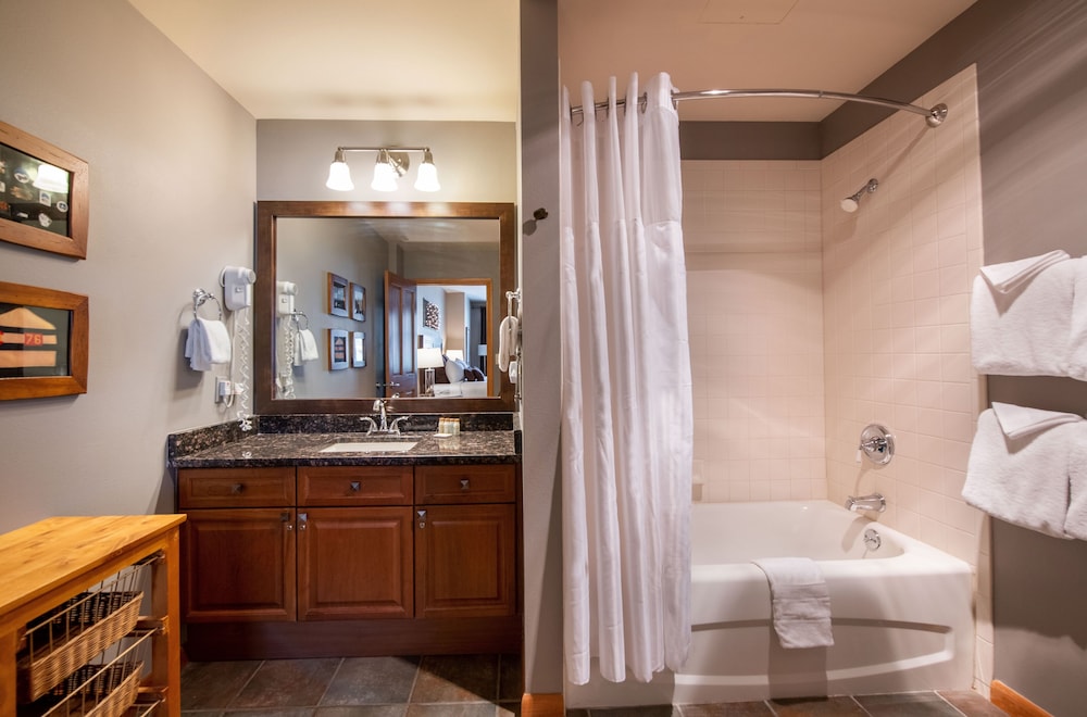 Zephyr Mountain Lodge Vacation Condos - Winter Park CO