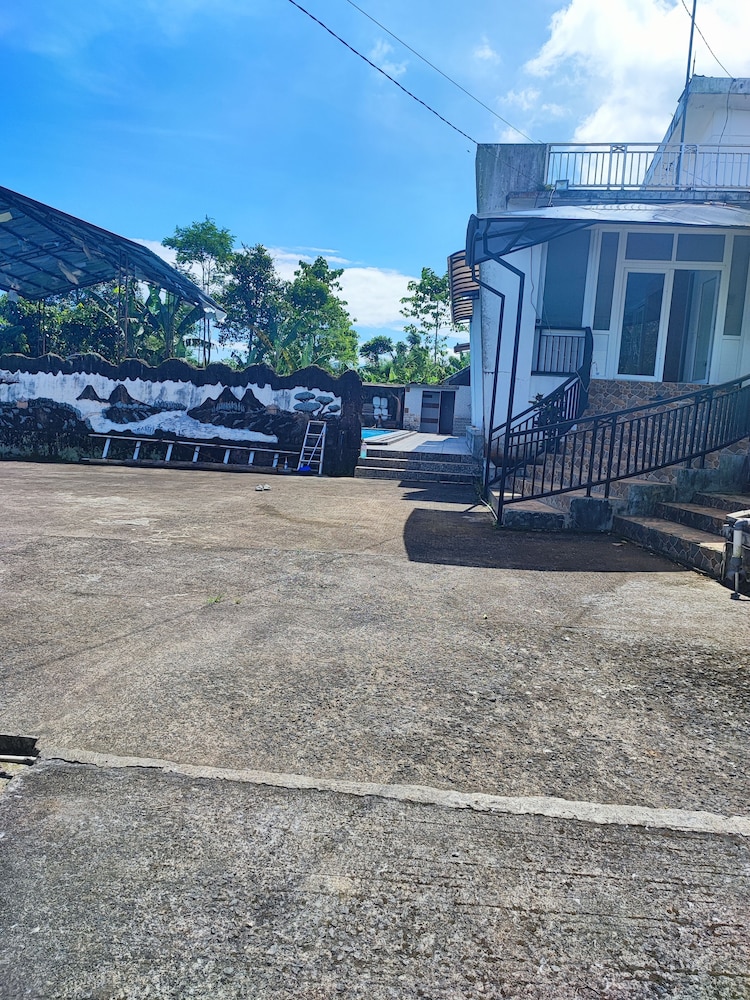 Villa Nadhira Syariah