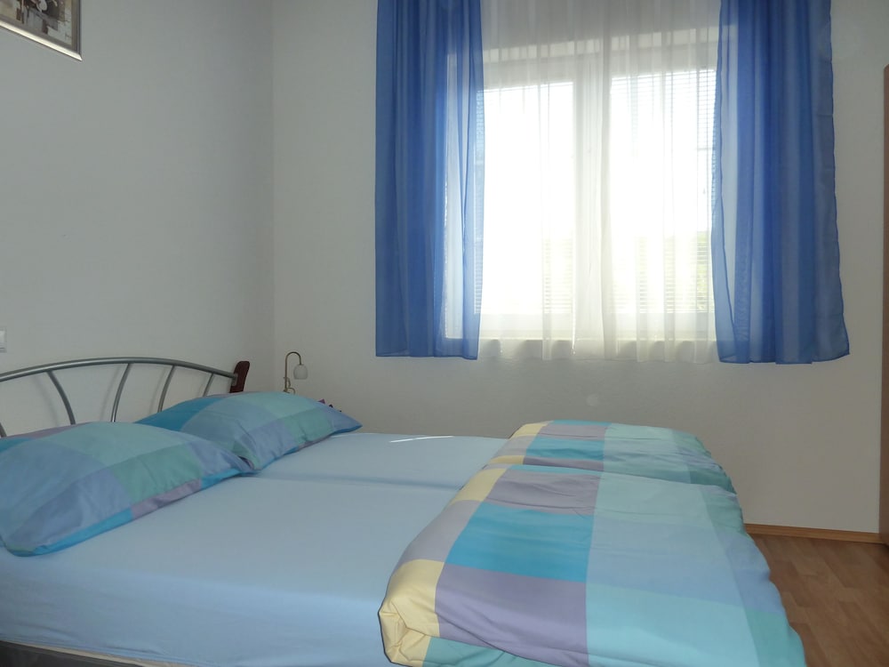Maretsol Vacation House