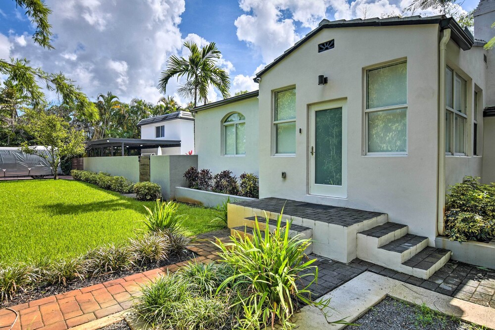 Modern Miami Villa w/ Pool Oasis ~ 5 Mi to Beach! view 5