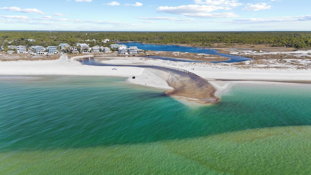Grayt Digs by Avantstay Next to Beach, Oceanview