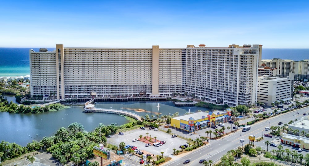 J Lews Place in Laketown Wharf!