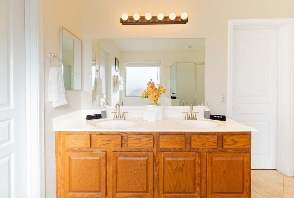 Casa Desert Willow - Stayshores 5 Bedroom Home