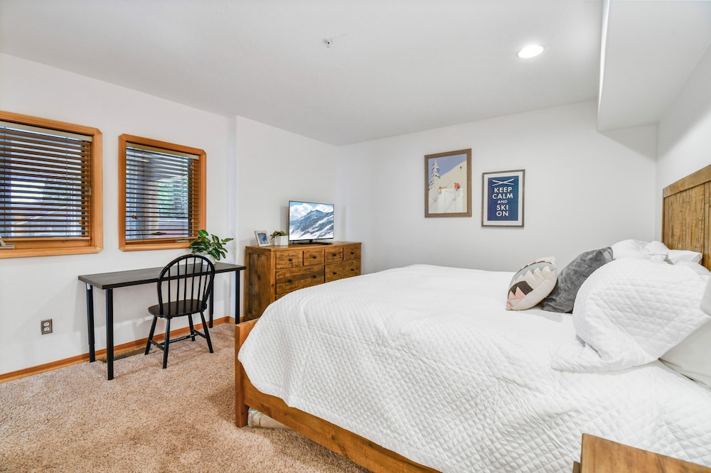Deer Valley La Casa Boulder Creek