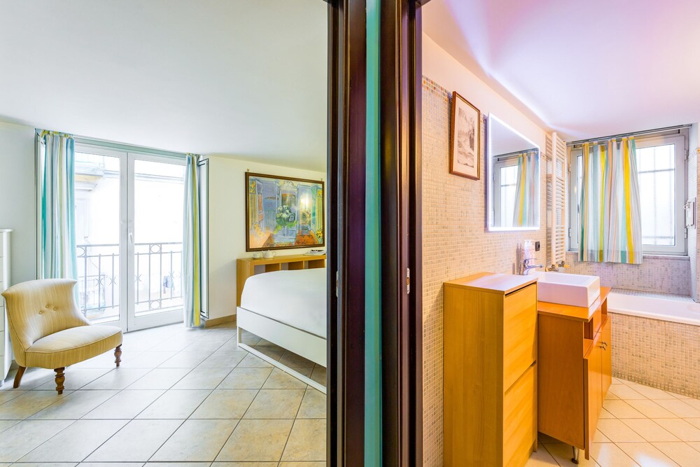 Casa al Rettifilo con Terrazzo by Wonderful Italy