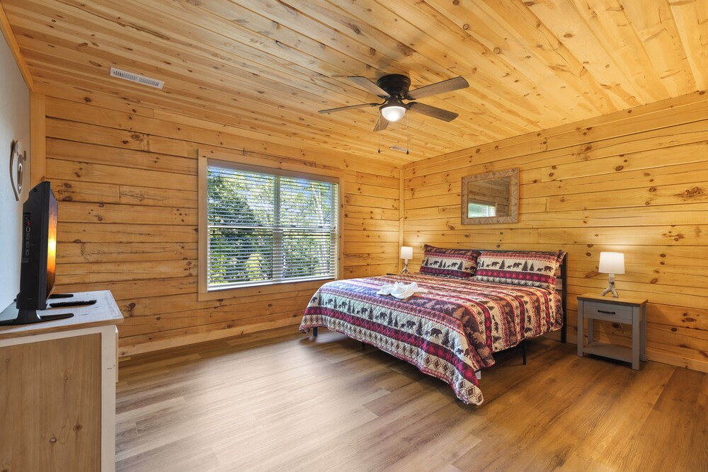 Eagle Mountain Cabin