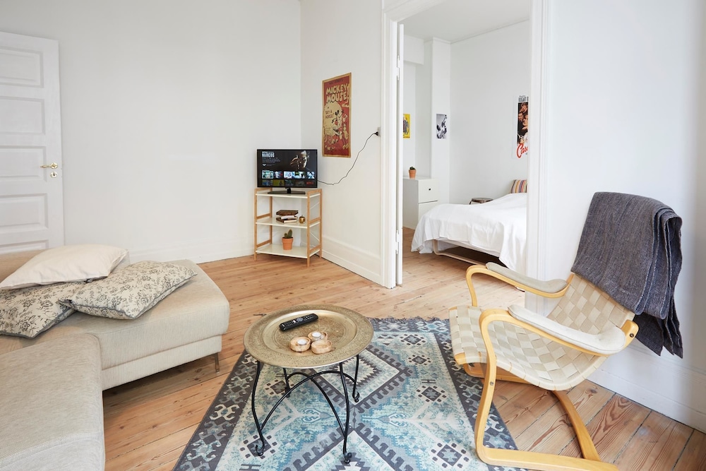 Big & Charming apartment in City Center