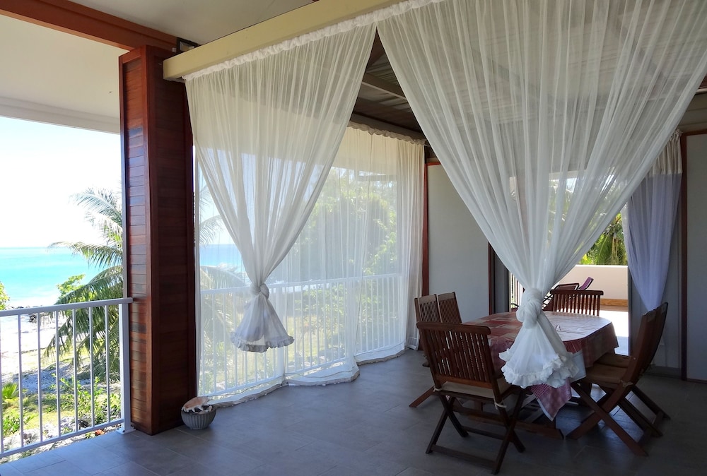 Rangiroa Tiputa Lodge B&B