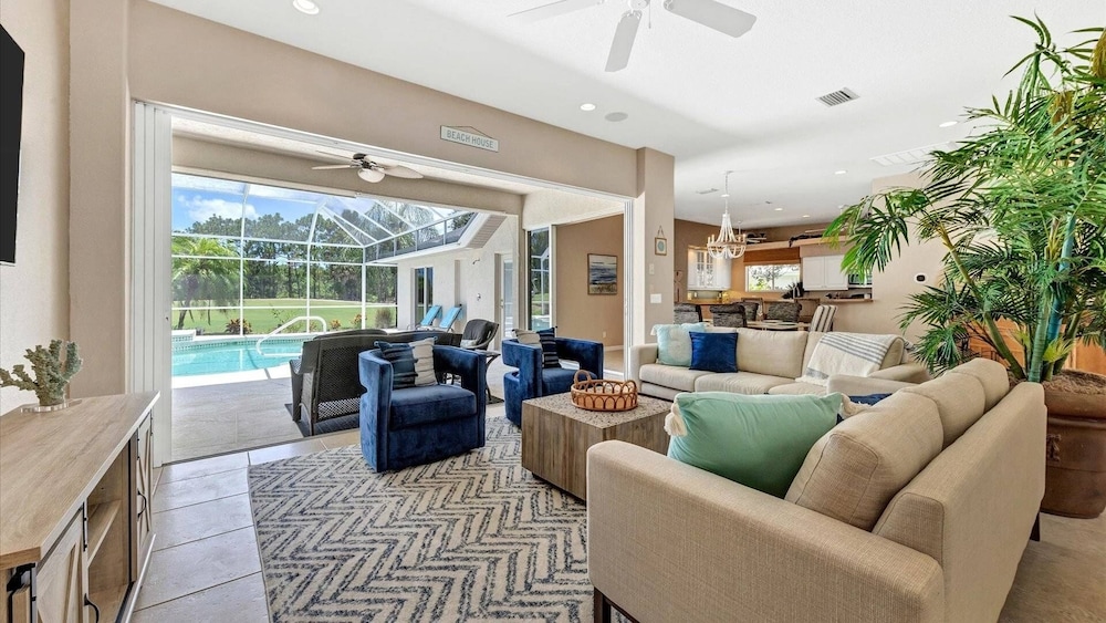 Rotonda West 3 Bedroom Private Pool/Spa Vacation Home. Only 10 miles to Gulf Beaches 3 Home