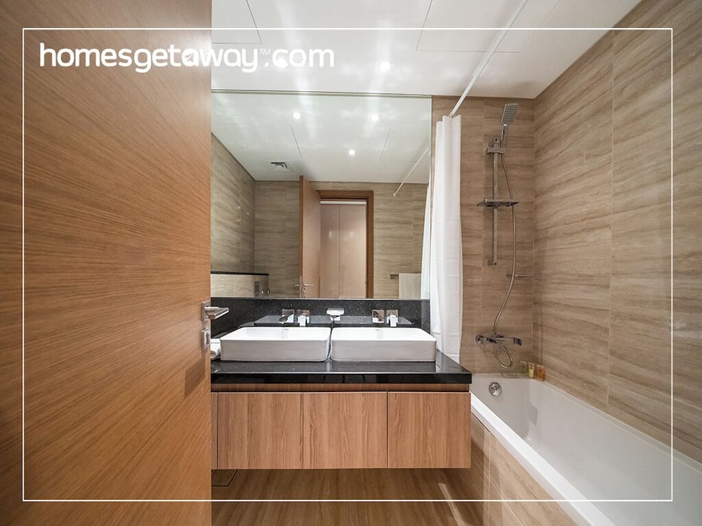 Stylish 2BR Fully Furnished Unit at Business Bay