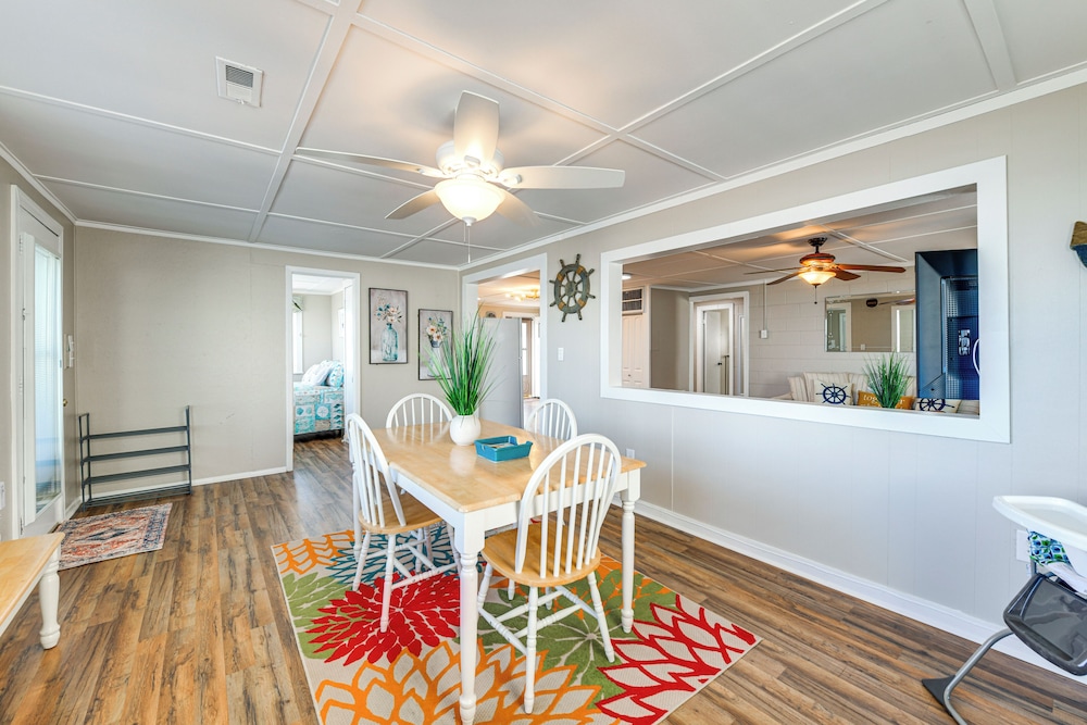 Patio & Yard: Potomac River Retreat in Hague