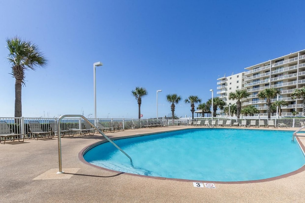 Tradewinds 106