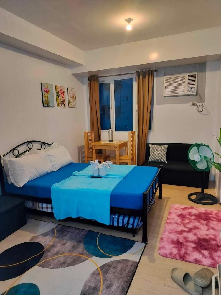 Luxurious 9th Floor Studio in Quezon City With Private Pool