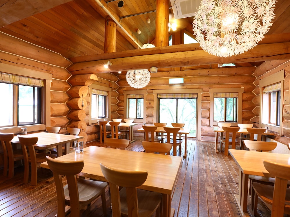 Reposer Hakuba