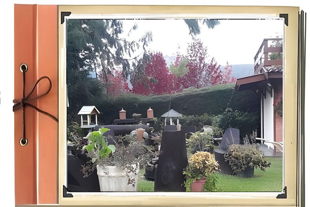 THE WRITERS HOUSE