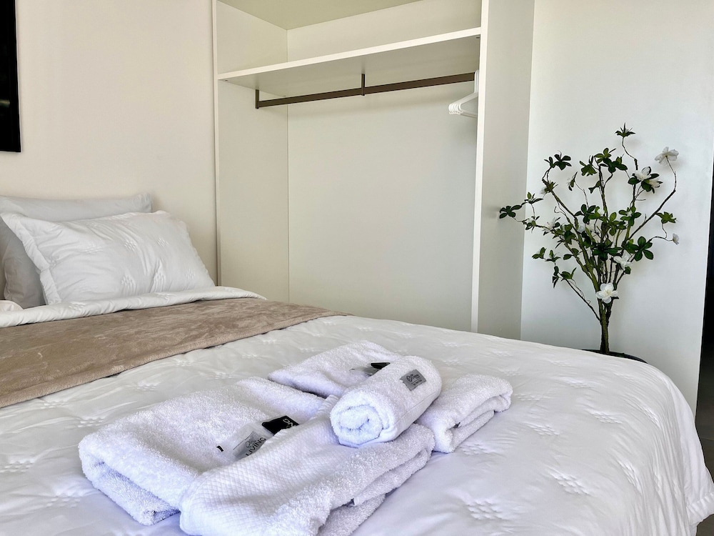 Hyde Park OCEANVIEW - by Living