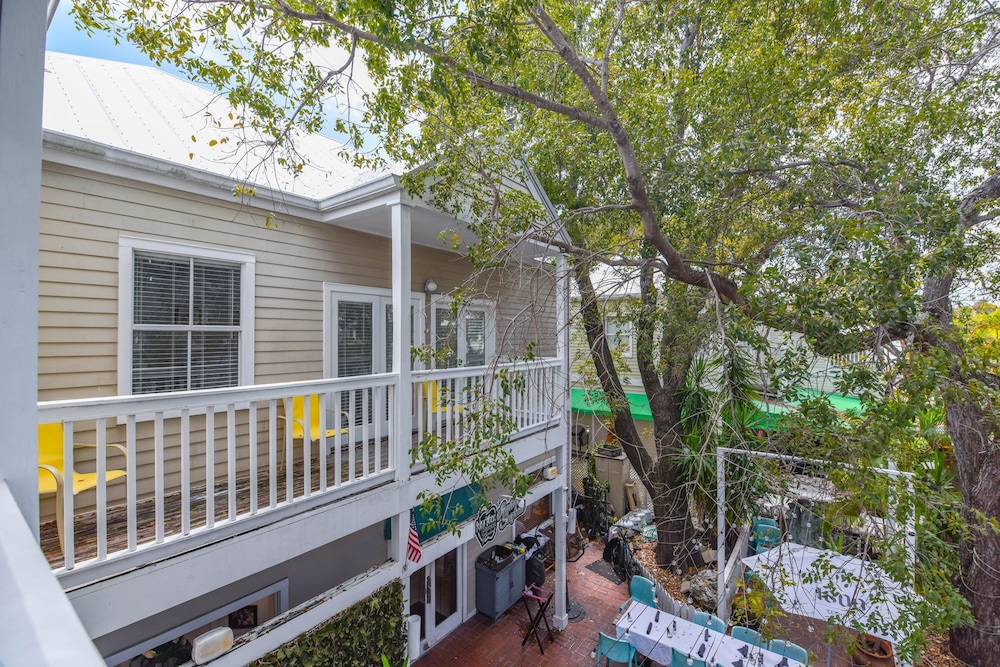 Casa Key West by Brightwild Pool Free Parking view 5