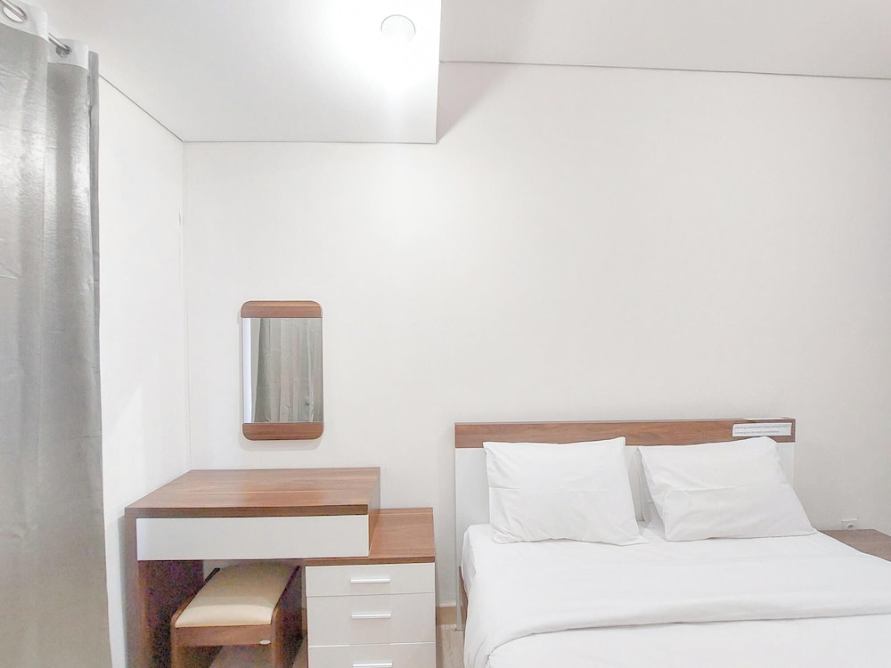Homey And Compact 2Br Podomoro City Deli Medan Apartment