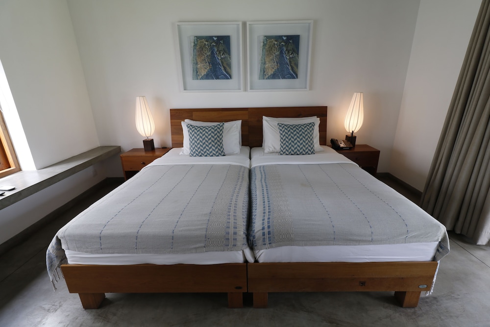 Ubuntu Beach Villas By Reveal